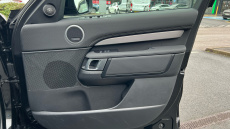 Land Rover Discovery 3.0 D350 Dynamic HSE 5dr Auto Diesel Station Wagon